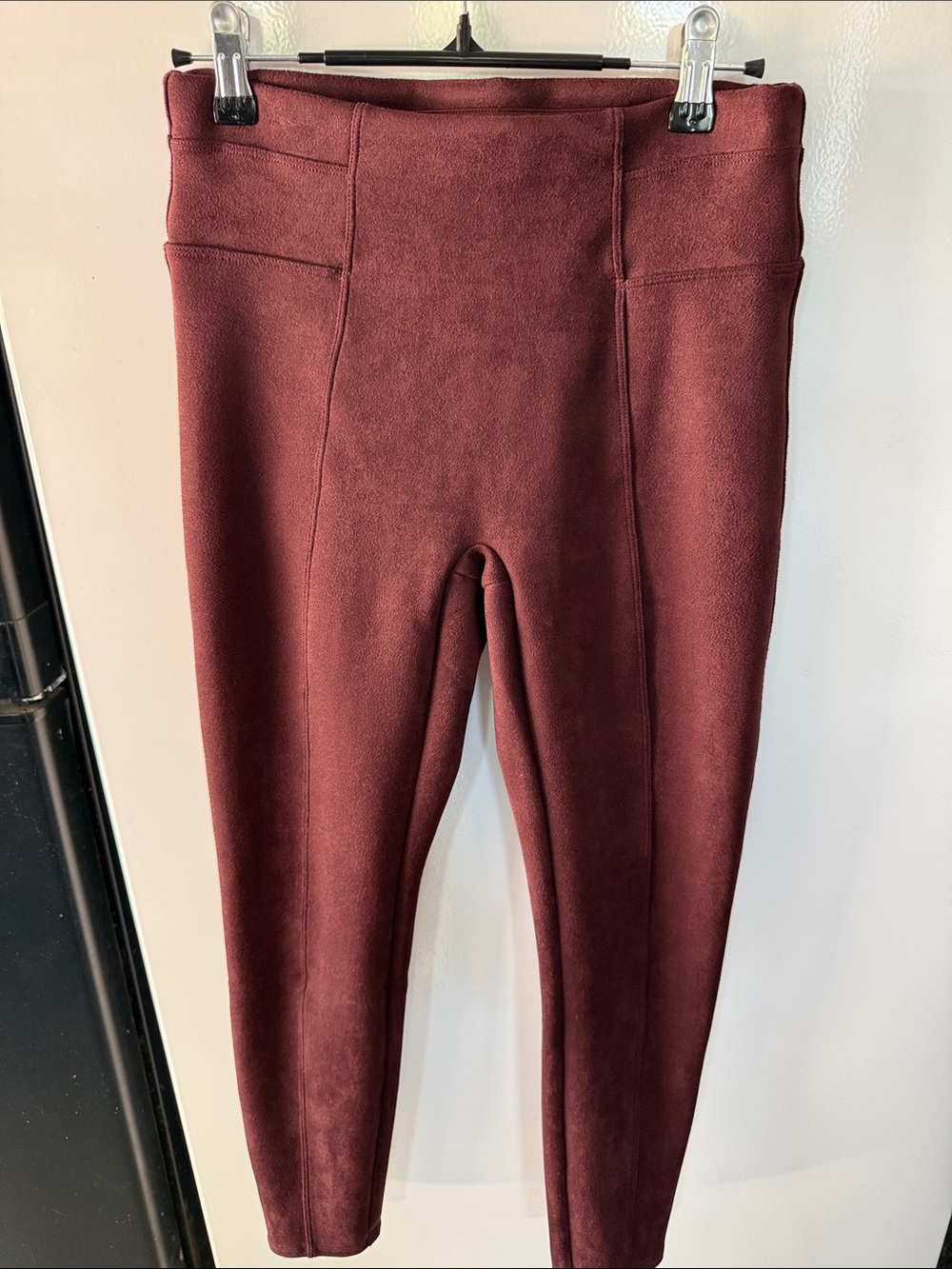 SPANX Ponte Leggings in Burgundy